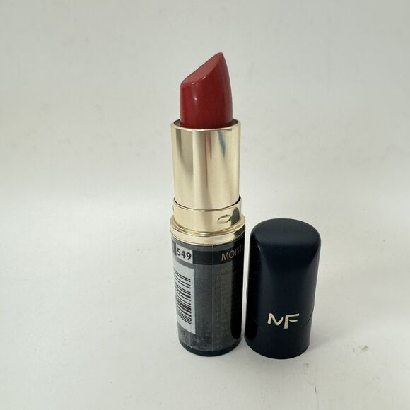 Max Factor - Moisture Rich Lipstick  549 Red Passion - Picture 1 of 3